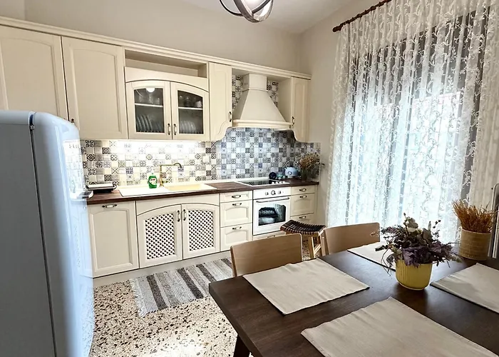 Casa Nostra Aridaía